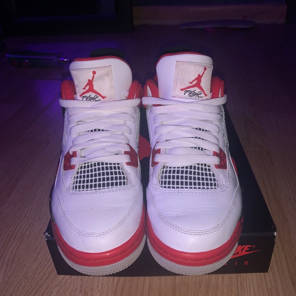 Air Jordan retro 4’s og fire reds - Picture 2 of 10